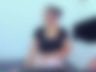 EmmaRogers's Live Sex Cam Show