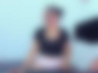EmmaRogers's Live Sex Cam Show
