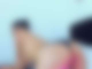 EmmaRogers's Live Sex Cam Show