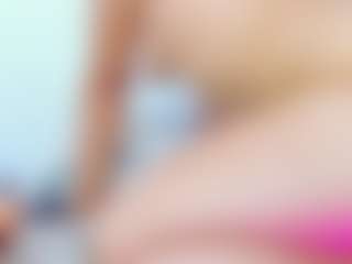 Live cam show with EmmaRogers - Ebony Small Tits on fapnchat
