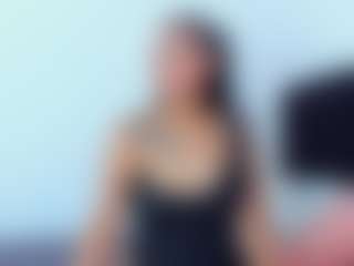 Live cam show with EmmaRogers - Fingering on Camsoda