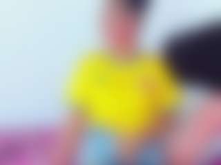 EmmaRogers's Live Sex Cam Show