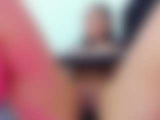 EmmaRogers's Live Sex Cam Show