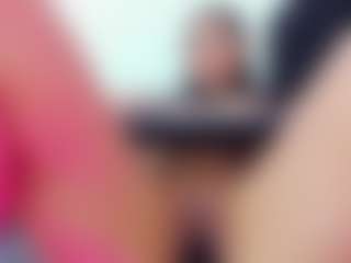 Live cam show with EmmaRogers - Big Ass on Camsoda