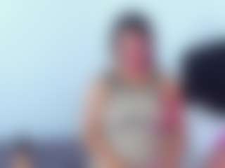 Live cam show with EmmaRogers - Ebony on Camsoda | colombia