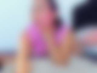 EmmaRogers's Live Sex Cam Show