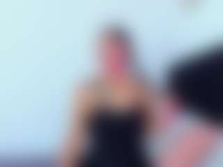 EmmaRogers's Live Sex Cam Show