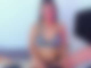 Live cam show with EmmaRogers - Tease Asian on Camsoda