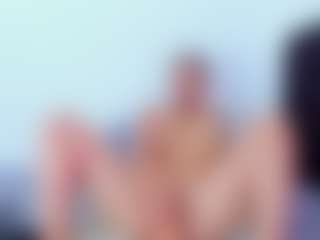 EmmaRogers's Live Sex Cam Show