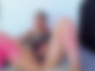 EmmaRogers's Live Sex Cam Show