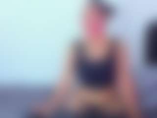 EmmaRogers's Live Sex Cam Show