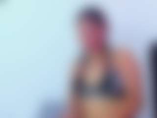 EmmaRogers's Live Sex Cam Show