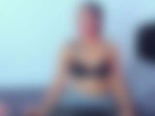 EmmaRogers's Live Sex Cam Show