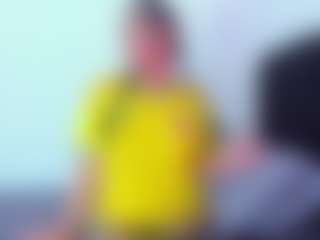 EmmaRogers's Live Sex Cam Show