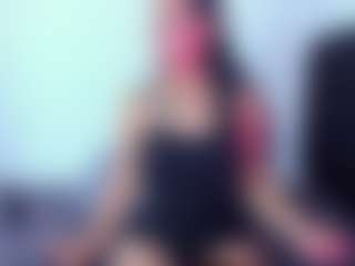 Live cam show with EmmaRogers - Thin on Camsoda
