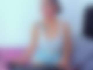 Live cam show with EmmaRogers - Ebony Toys on Camsoda | colombia