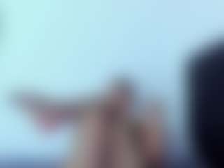 Live cam show with EmmaRogers - Latina on Camsoda | colombia