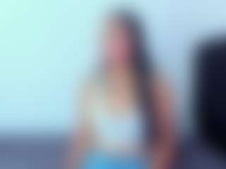 Live cam show with EmmaRogers - Black Young Adult on Camsoda