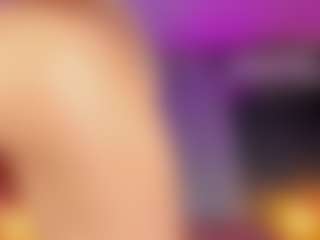 Live cam show with AmedeeaBanks - Dirty on Camsoda