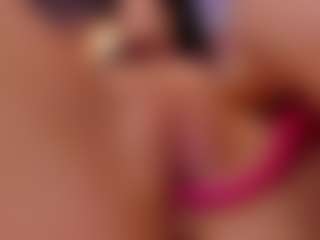 Live cam show with AmedeeaBanks - Pornstar on testsause.com