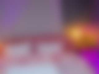 AmedeeaBanks's Live Sex Cam Show