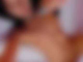 Live cam show with AmedeeaBanks - MILF on live18s.com