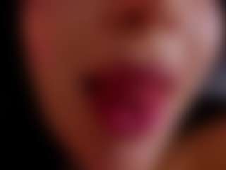 Live cam show with AmedeeaBanks - Grandes Tetas on hotwifechat.live