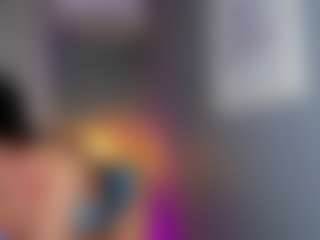 Live cam show with AmedeeaBanks - Big Ass on Soda Cam