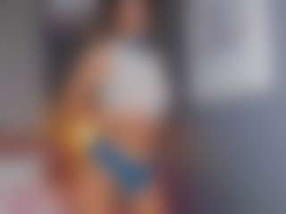 Live cam show with AmedeeaBanks - Toys on luckytryst.com