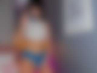 AmedeeaBanks's Live Sex Cam Show