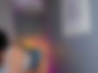 Live cam show with AmedeeaBanks - Teen (18+) on Instabang