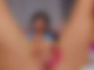 Live cam show with AmedeeaBanks - Drinking on googirlz