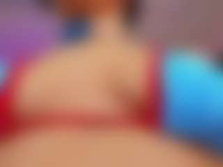 Live cam show with AmedeeaBanks - Flashing on Latina Girls