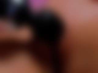 Live cam show with AmedeeaBanks - Pregnant on pussylord.com