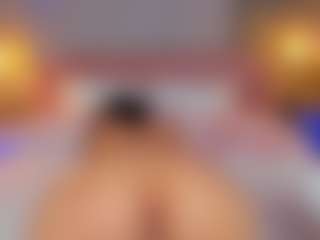 AmedeeaBanks's Live Sex Cam Show