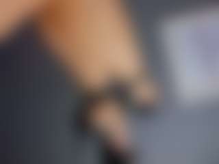 AmedeeaBanks's Live Sex Cam Show