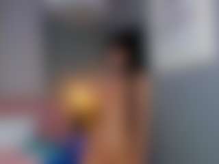 AmedeeaBanks's Live Sex Cam Show