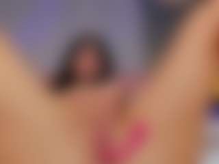 AmedeeaBanks's Live Sex Cam Show