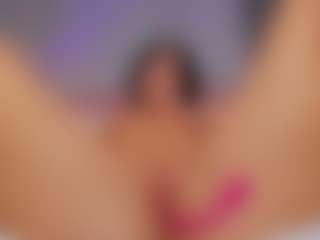 AmedeeaBanks's Live Sex Cam Show