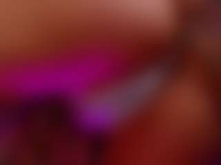 AmedeeaBanks's Live Sex Cam Show