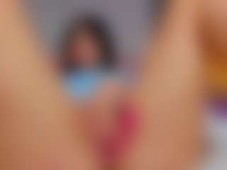 AmedeeaBanks's Live Sex Cam Show