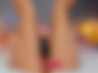 AmedeeaBanks's Live Sex Cam Show