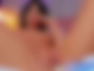 AmedeeaBanks's Live Sex Cam Show