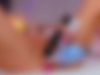 Live cam show with AmedeeaBanks - Toys on Gym Cam Girls