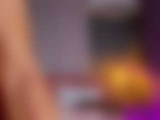 AmedeeaBanks's Live Sex Cam Show