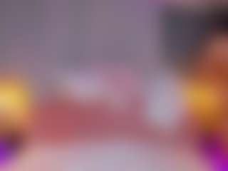 Live cam show with AmedeeaBanks - Sexy on Cam Slut