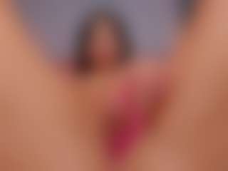 Live cam show with AmedeeaBanks - Brown Eyes on Free Soda