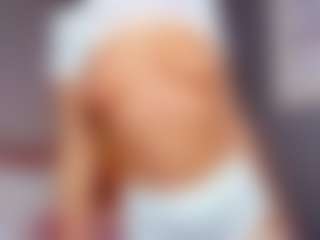 AmedeeaBanks's Live Sex Cam Show