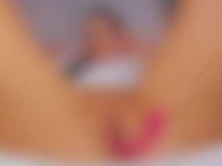 Live cam show with AmedeeaBanks - Young Adult on Uber Horny