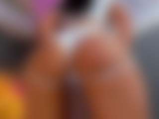 AmedeeaBanks's Live Sex Cam Show